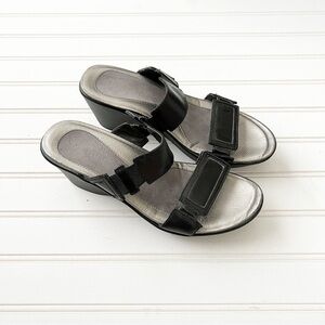 Naot Size 38 Treasure Wedge Sandal